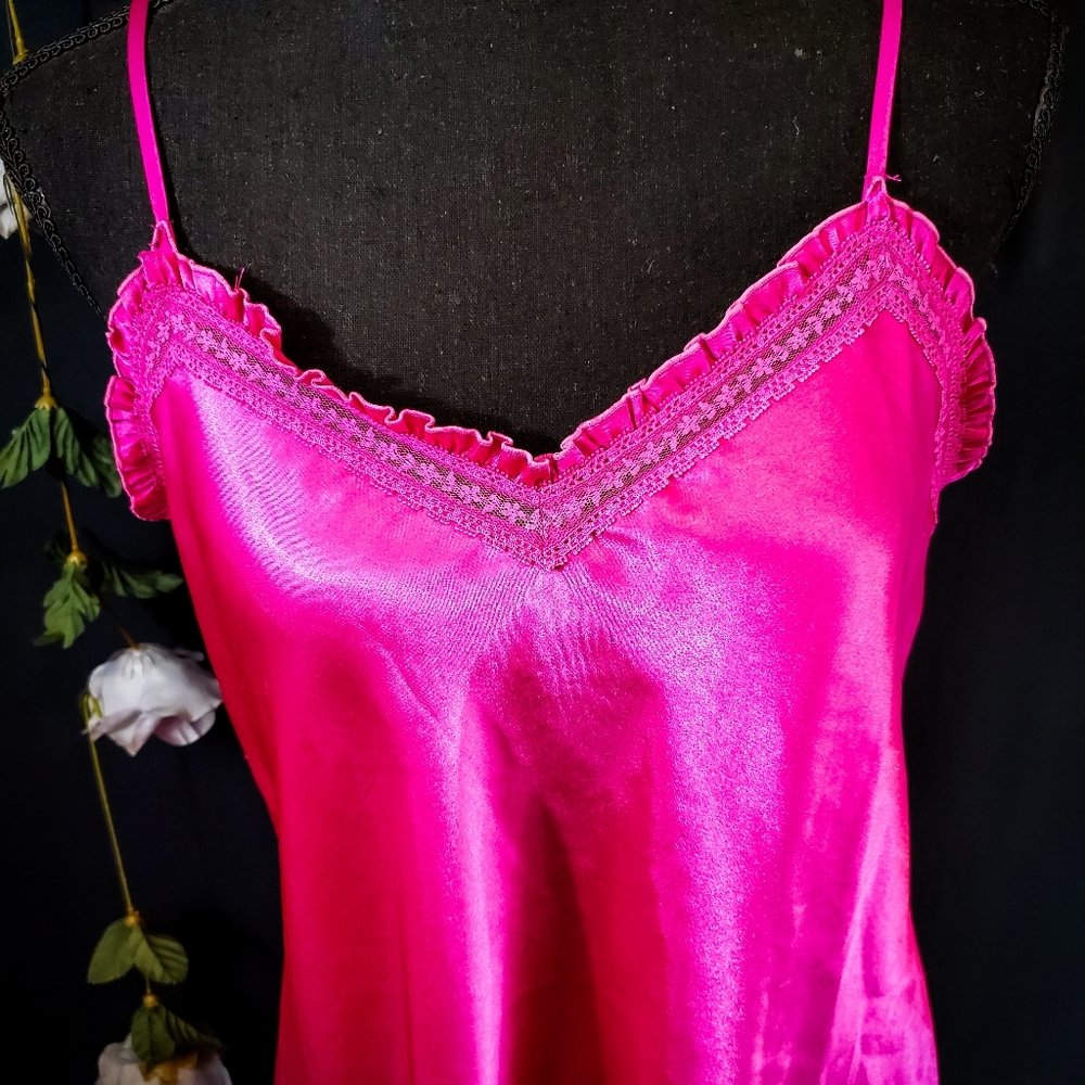 Lingerie - Picture 4 of 4